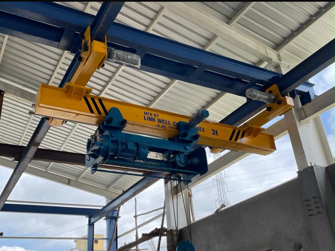 Linkwell Enterprises crane manufacturing environment